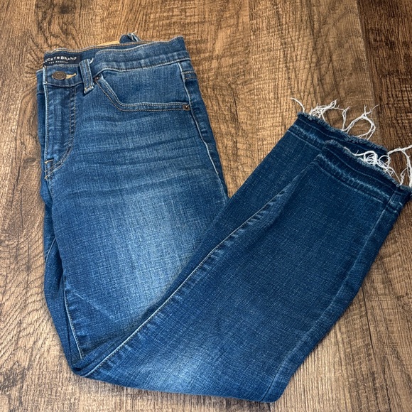 Lucky Brand Denim - Lucky Brand Women's Medium Mid Rise Crop Ava Jeans Frayed Hem 27 / 4 Jeggings